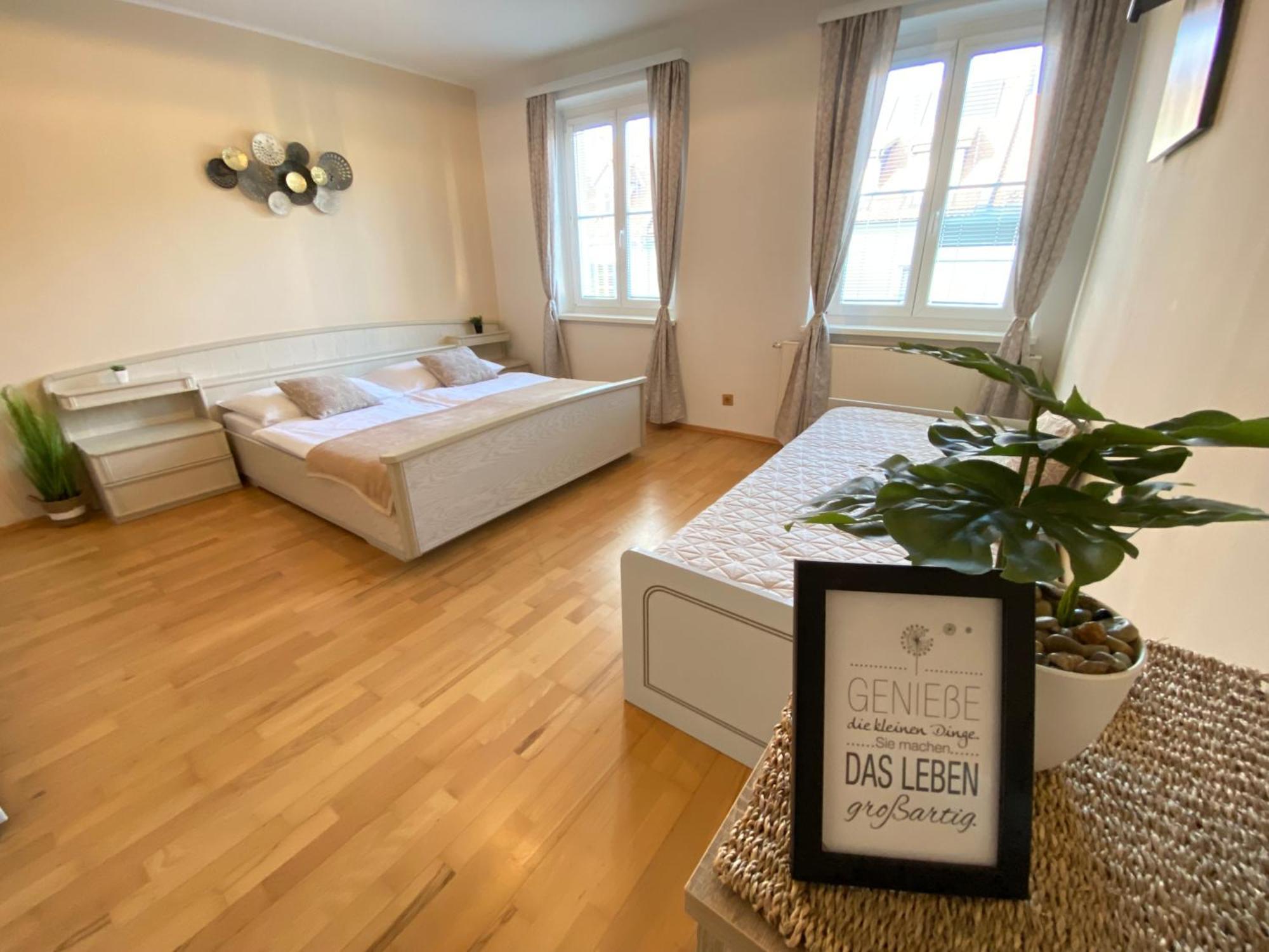 Hotel & Wirtshaus Hoedl-Kaplan Feldbach  Phòng bức ảnh