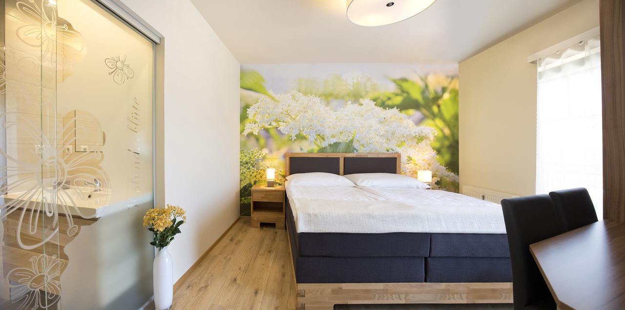 Hotel & Wirtshaus Hoedl-Kaplan Feldbach  Ngoại thất bức ảnh